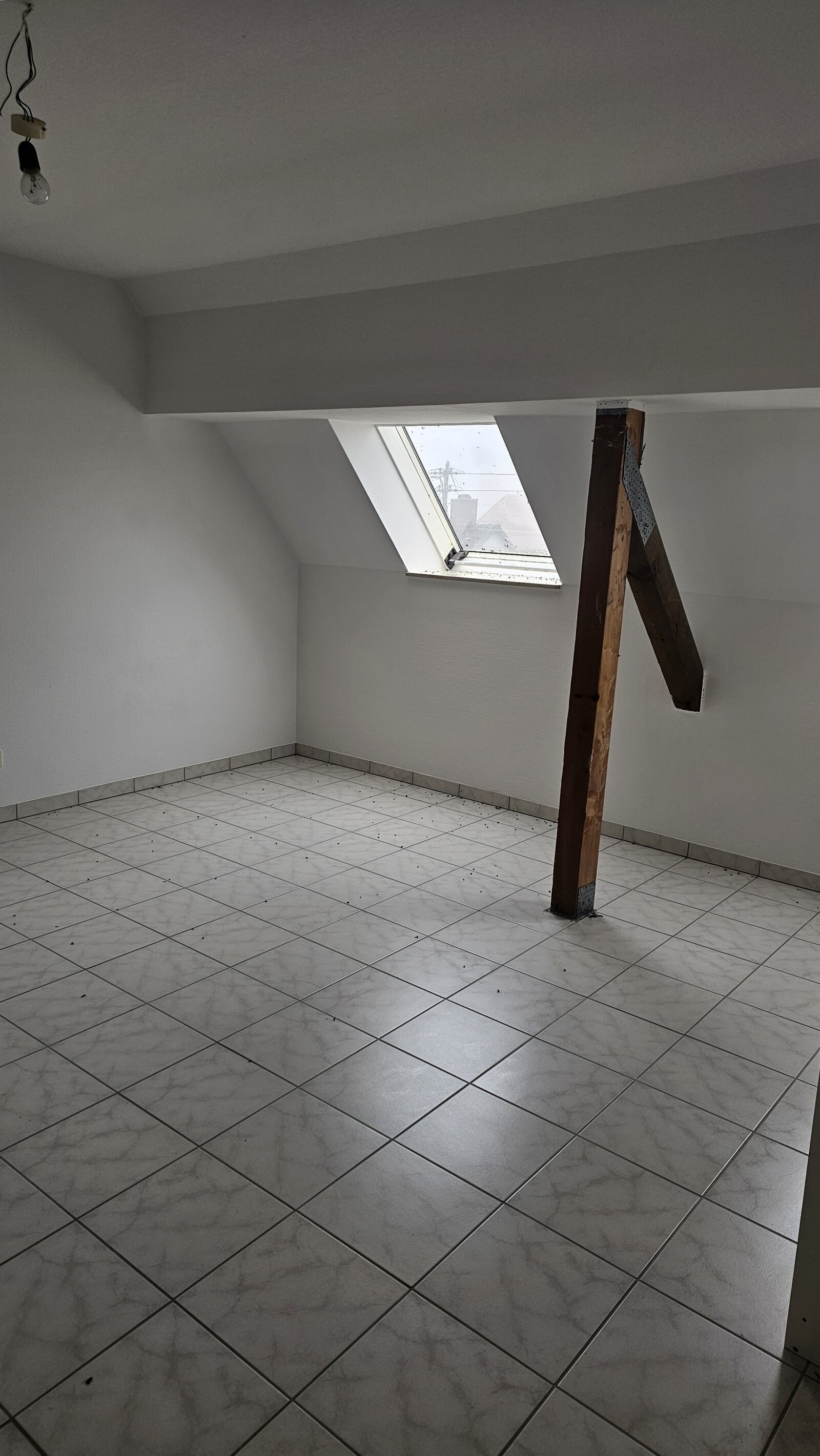 Wohn-/Geschäftshaus