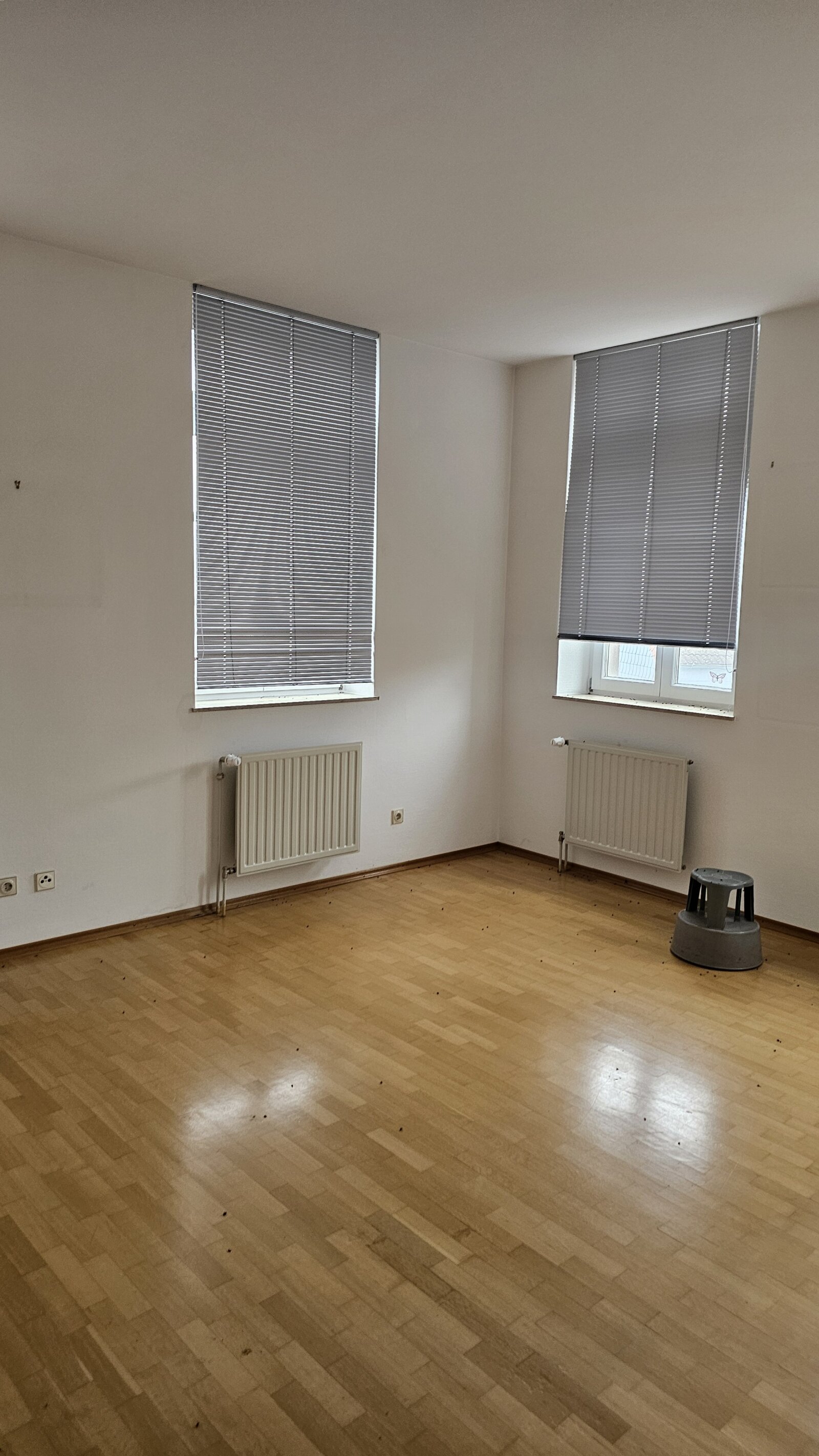 Wohn-/Geschäftshaus