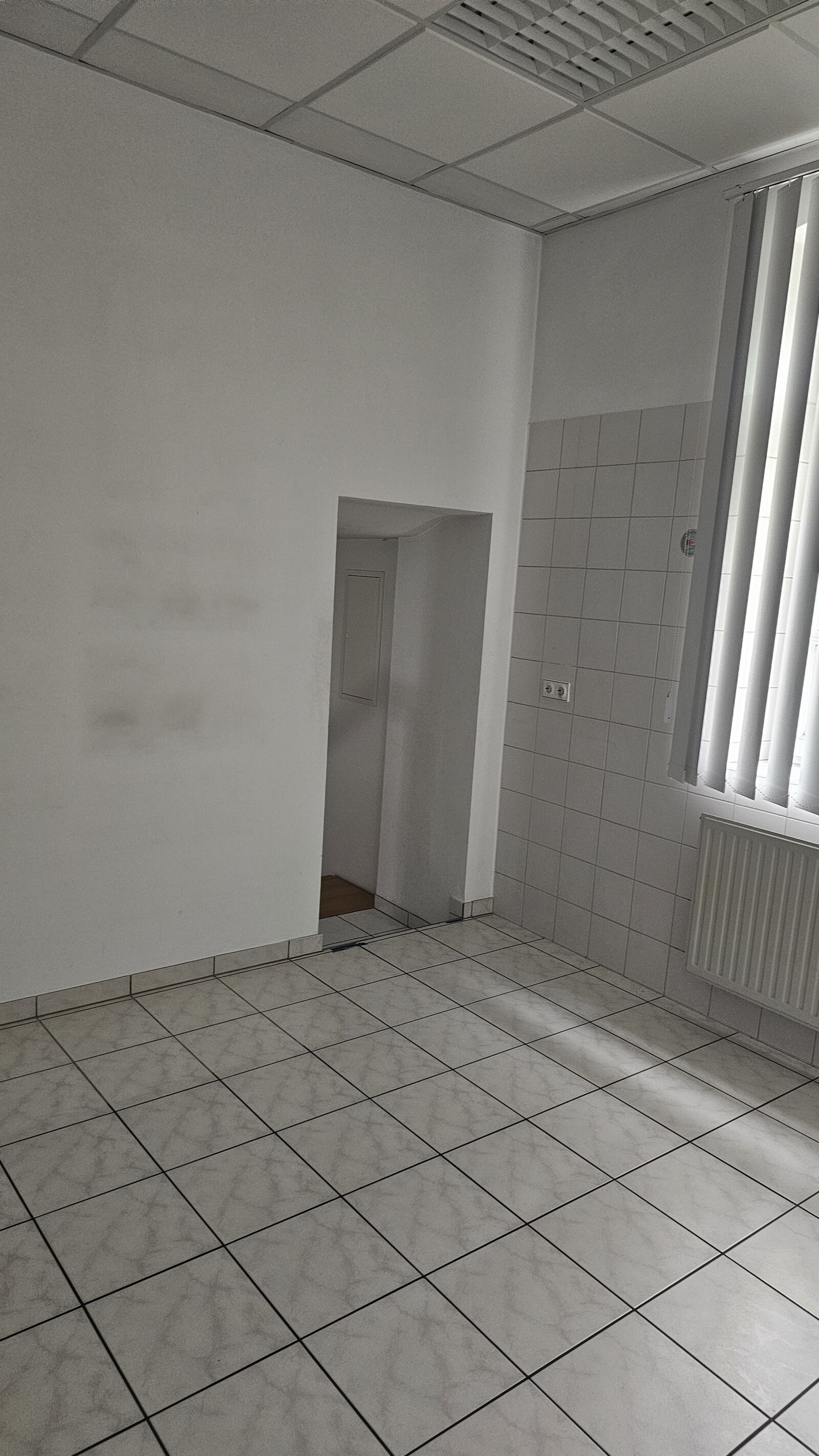 Büro EG